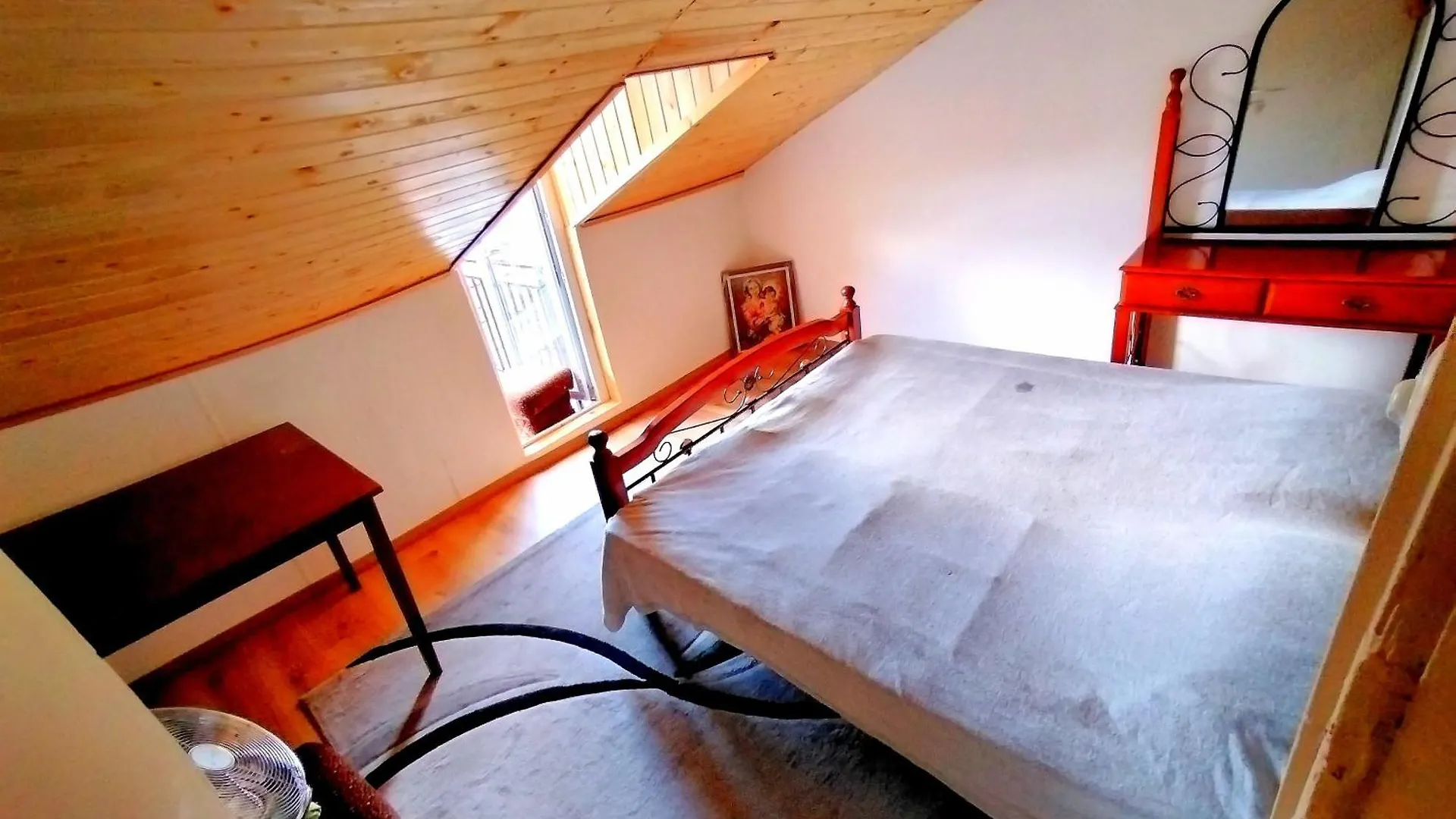Low Budget Apartment With Breakfast #4 فارنا