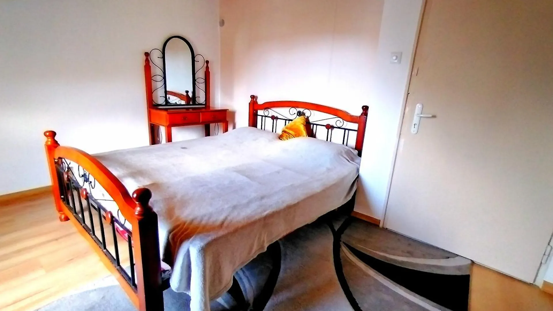 Low Budget Apartment With Breakfast #4 Varna Bulgaria